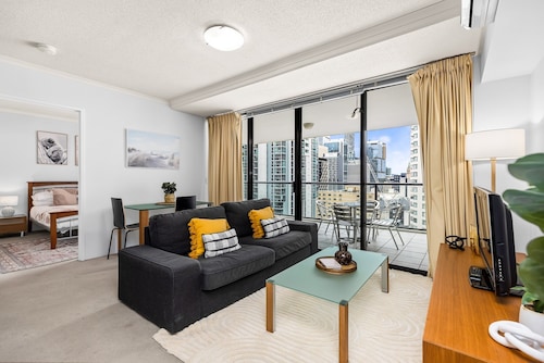 1-bed Brisbane City Centre With Pool, BBQ & Gym