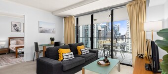 1-bed Brisbane City Centre With Pool, BBQ & Gym