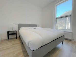 1 habitación, wifi y ropa de cama