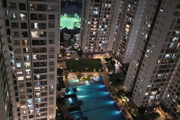 Căn hộ Executive, ban công, quang cảnh vườn | Quang cảnh thành phố