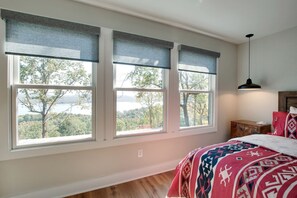2 habitaciones, escritorio, wifi y ropa de cama 