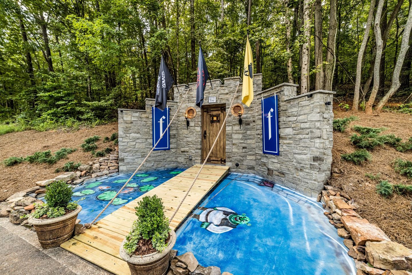 泳池