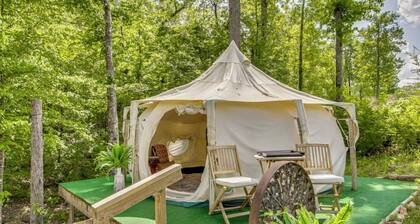 Secluded Bell Tent with Outdoor Shower and Deck in Alabama
