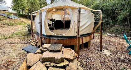 Secluded Bell Tent with Outdoor Shower and Deck in Alabama