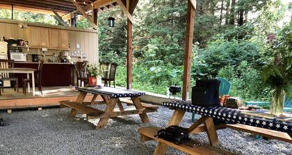 Family Friendly Yurt Glamping, Perfect for an Alaskan Adventure