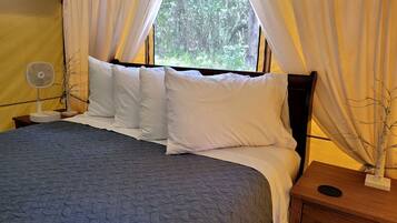 1 bedroom, in-room safe, bed sheets