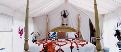1 bedroom, desk, iron/ironing board, travel cot