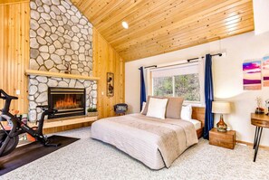 5 Schlafzimmer, Bügeleisen/Bügelbrett, WLAN, Bettwäsche