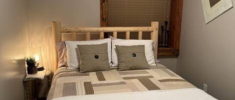 5 habitaciones, escritorio, wifi y ropa de cama