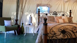 Unclassified image, 4 of 62, button - Luxury Safari Tent with Private Bathroom in Swan Valley, Idaho near Palisades Lake (Irwin)