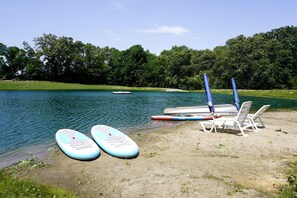 Paseos en velero, kayaks y pesca