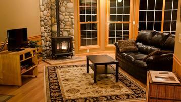 TV, fireplace, DVD player