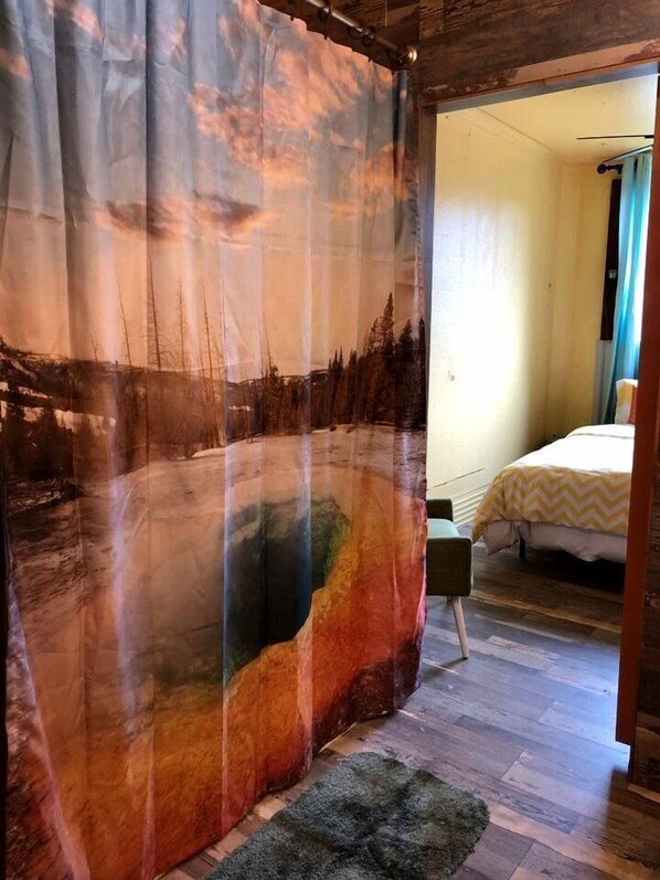 1 bedroom, desk, iron/ironing board, travel cot