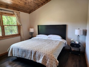 1 habitación, escritorio, wifi y ropa de cama