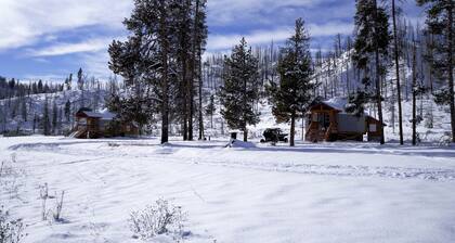 Secluded Modern Yurt with Sauna Perfect for Small Groups in Boise, Idaho