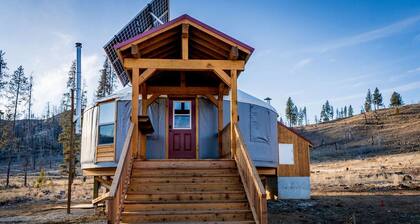 Secluded Modern Yurt with Sauna Perfect for Small Groups in Boise, Idaho