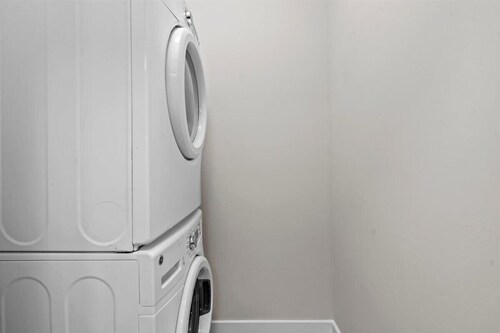 King 3BR Suite Mins to Uptown Charlotte