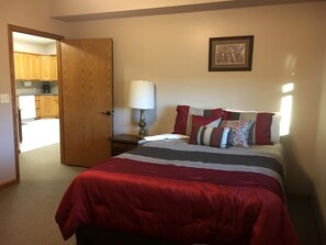 2 Schlafzimmer, Bügeleisen/Bügelbrett, Reisekinderbett, WLAN