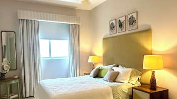 3 bedrooms, internet, bed sheets