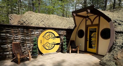 Charming Luxury Hobbit House with Private Hot Tub in Tranquil Woodlands on Littlefield Pond in Springvale, Maine