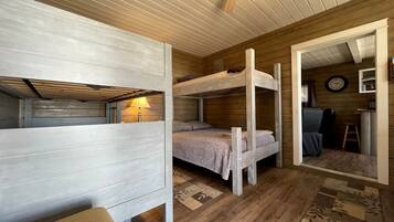 1 habitación, escritorio, wifi y ropa de cama