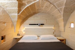 1 Schlafzimmer, Schreibtisch, WLAN, Bettwäsche