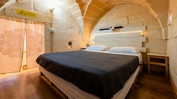 2 habitaciones, escritorio, wifi y ropa de cama