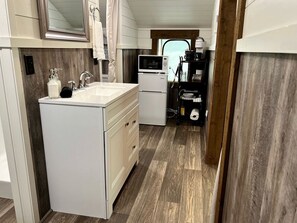 Fridge, coffee/tea maker, cookware/dishes/utensils