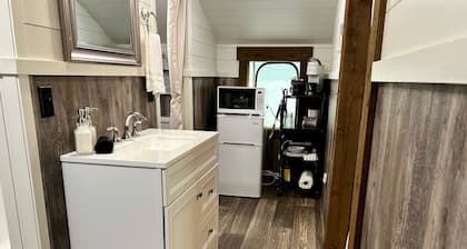 Reconnect with Nature at this Equipped Tented Cabin in Tekamah, Nebraska