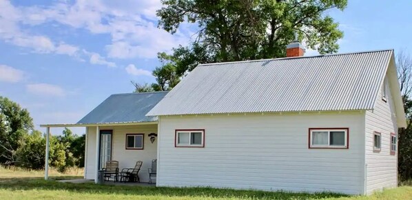 Exterior - Secluded Cottage on East Ash Creek near Fort Robinson State Park, Nebraska (Whitney)