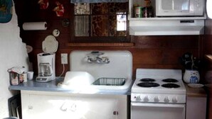 Unclassified image, 4 of 7, button - Secluded Cottage on East Ash Creek near Fort Robinson State Park, Nebraska (Whitney)