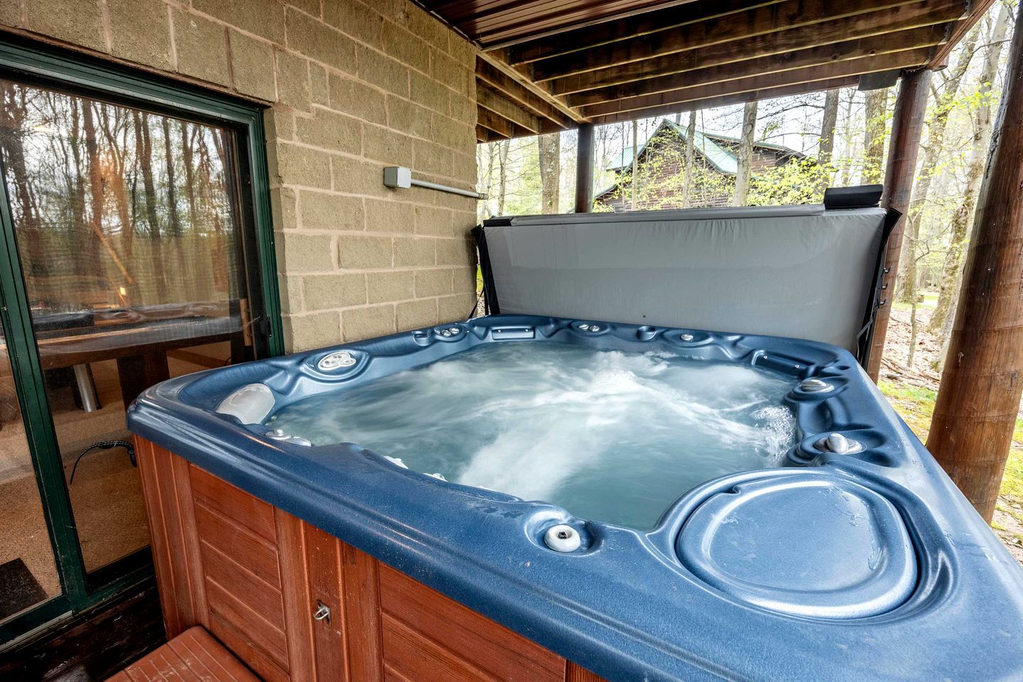 Bain à remous extérieur