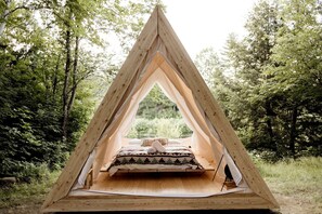 1 間睡房、書桌、Wi-Fi、床單