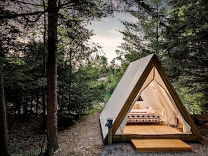 Exterior - Idyllic Safari Tent with Sauna and Amazing Views in North Woodstock, New Hampshire (North Woodstock)