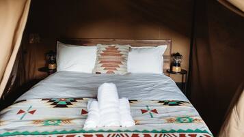 1 habitación, escritorio, wifi y ropa de cama