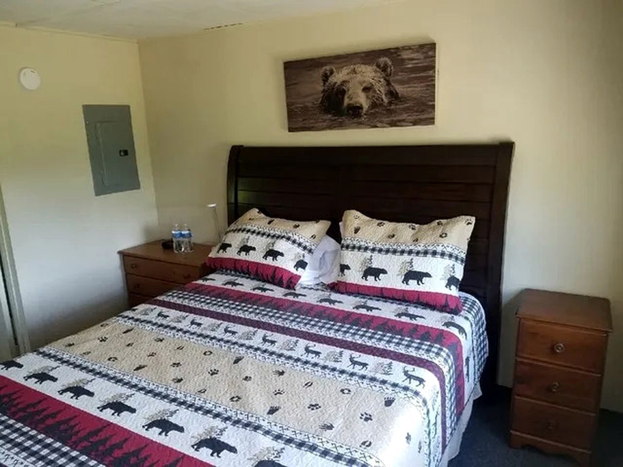 1 bedroom, WiFi, bed sheets