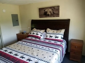 1 bedroom, WiFi, bed sheets
