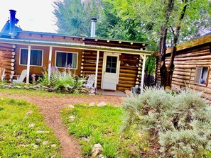 Exterior - Studio-Style Log Cabin near Carson National Forest, New Mexico (San Cristobal)
