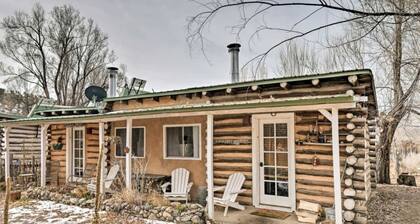 Studio-Style Log Cabin near Carson National Forest, New Mexico