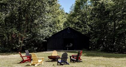 Impressive Safari Tent with Barbecue in North Woodstock, New Hampshire