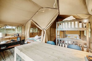 Bureau, draps fournis