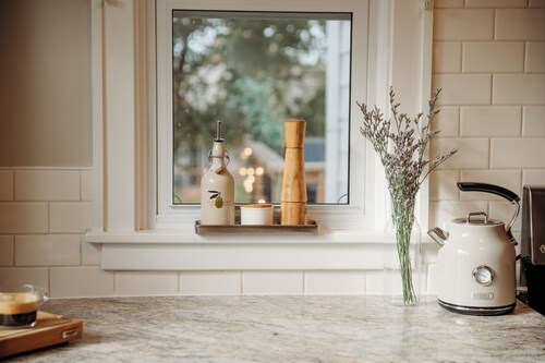 New Private Home 3 BDR Home I Backyard I BBQ I Firepit