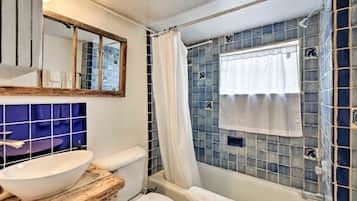 Free toiletries, hair dryer, towels, soap