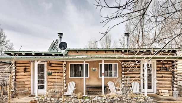 Exterior - Charming Log Cabin Rental on Eco-Farm near Taos Ski Valley (Taos Ski Valley)