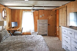 Iron/ironing board, WiFi