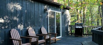 Rustic Mountain Cabin with Porch & Fire Pit in New Market, Virginia