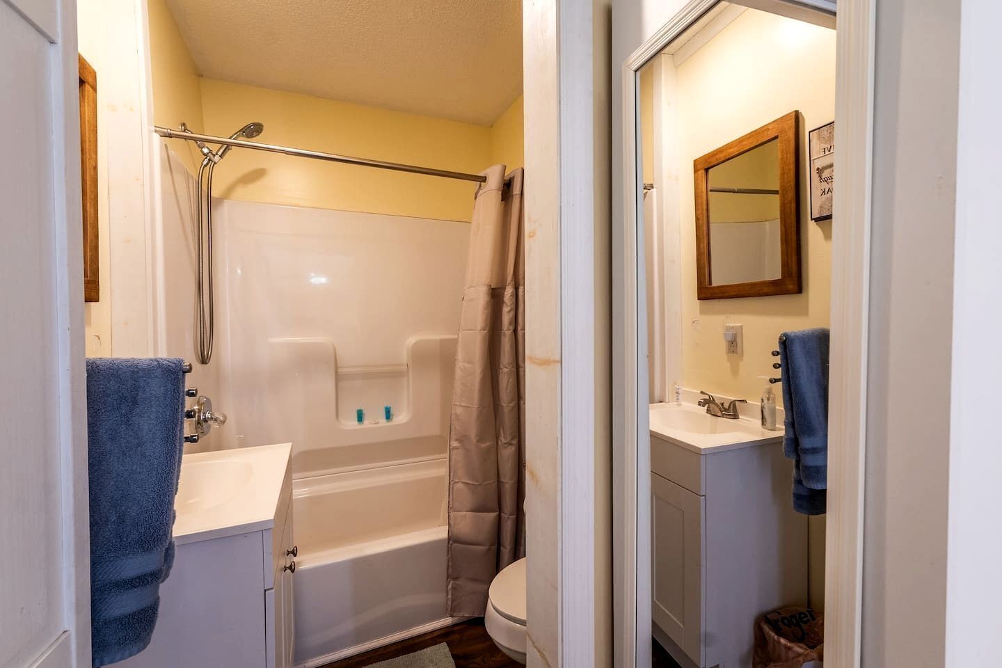 Towels, soap, shampoo, toilet paper