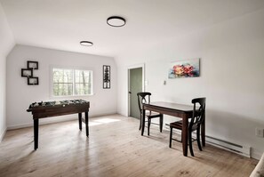 غرفة الألعاب