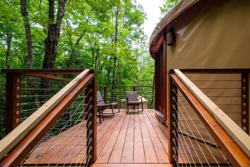 Creekside Yurt - The Dreamer