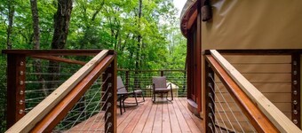 Creekside Yurt - The Dreamer